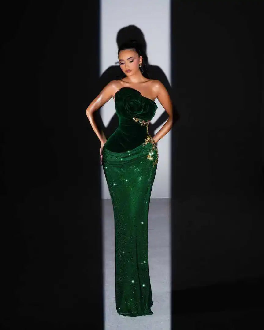 Sexy Strapless Sequined Evening Gown Elegant Crystal Sleeveless Prom Dress Appliques Floor Length Velvet Party Gown Customized